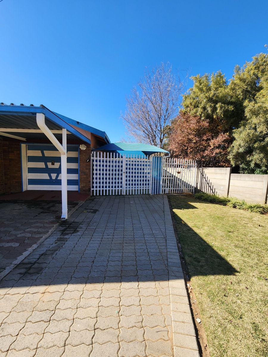 3 Bedroom Property for Sale in Hennenman Free State